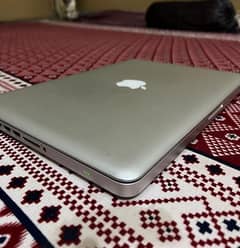 MacBook