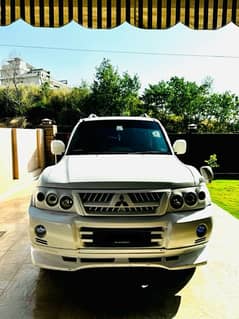 Mitsubishi Pajero 2006