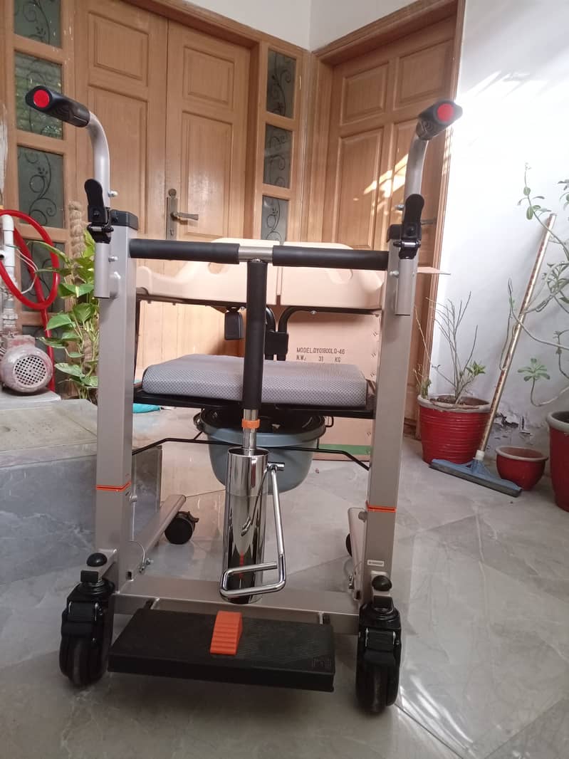 Hydraulic Patient Transfer Chair 3