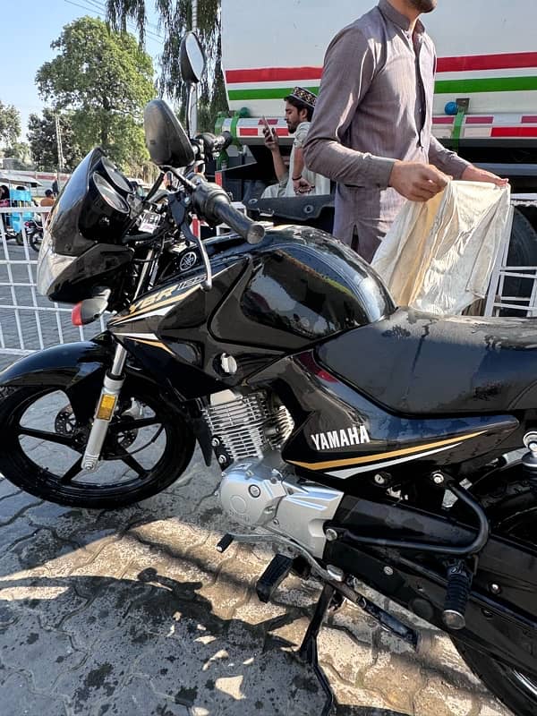 Yamaha Ybr 2022 model Black color 3