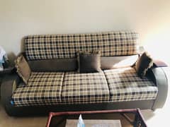 5seater sofa set with 3 tables 0