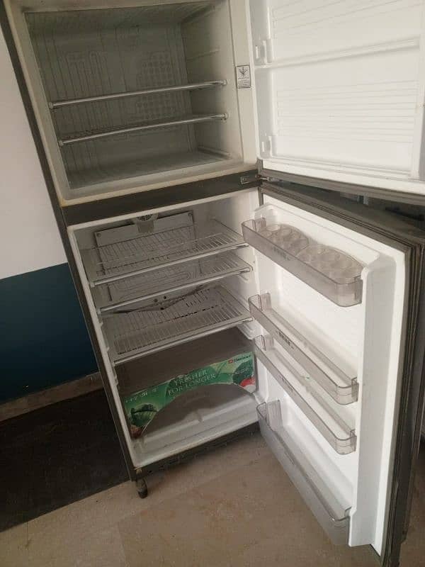 Dawlance Refrigerator For Sale 1