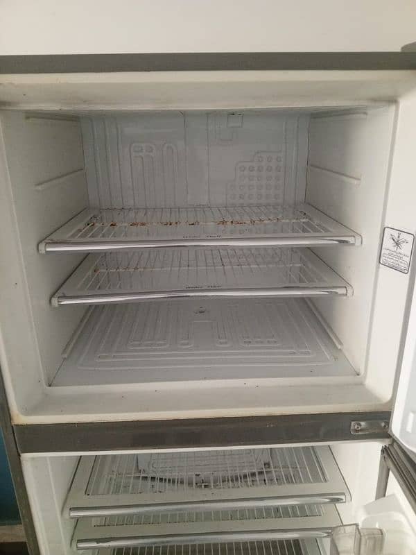 Dawlance Refrigerator For Sale 3