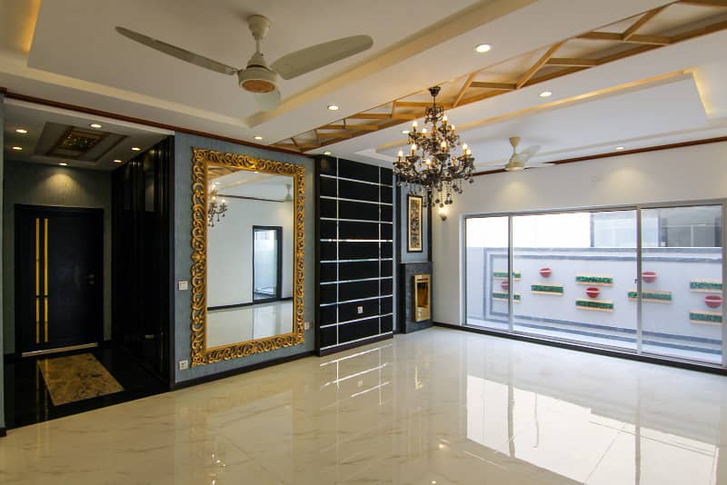 1 Kanal Stunning Modern Out Design House For Sale DHA Phase 1 Prime Location 6