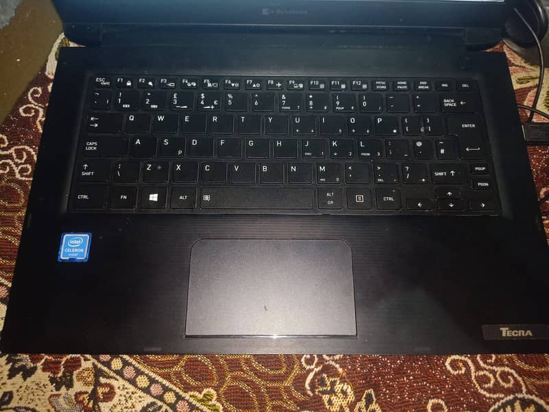 Dynaabook laptop model 2021 8Gb 120GB GEN 9th 2