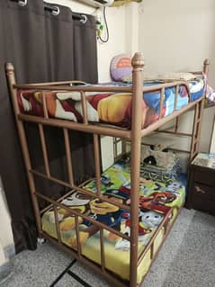 double story bed 0