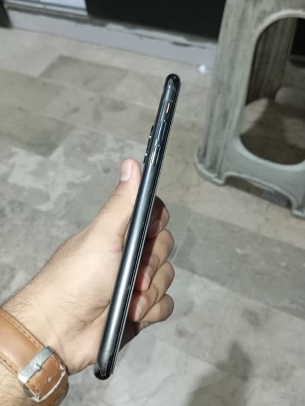 iphone 11 pro max 10 by 10 1