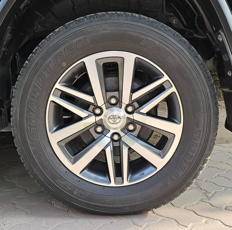 Toyota Fortuner 2017 2.7 VVTi 12