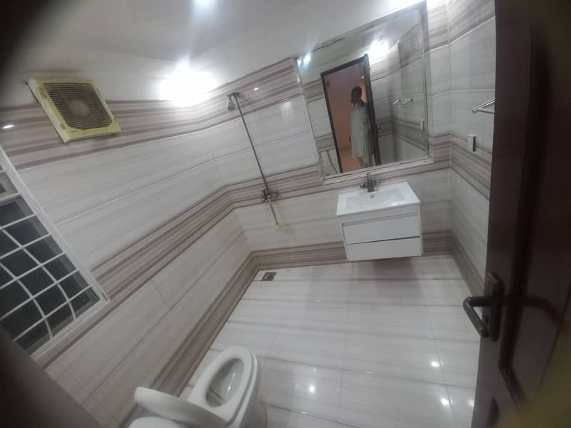 20 Marla House For Rent Available In Valencia Housing Society Lahore Bijli Pani Gas Available 12