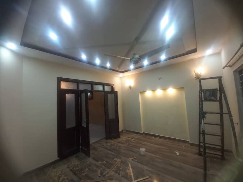 20 Marla House For Rent Available In Valencia Housing Society Lahore Bijli Pani Gas Available 17