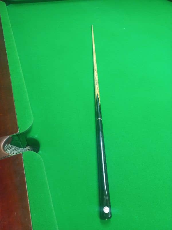 Maximus Snooker Cue 2