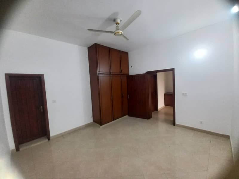 1 Kanal House For Sale In Valencia J Block 39