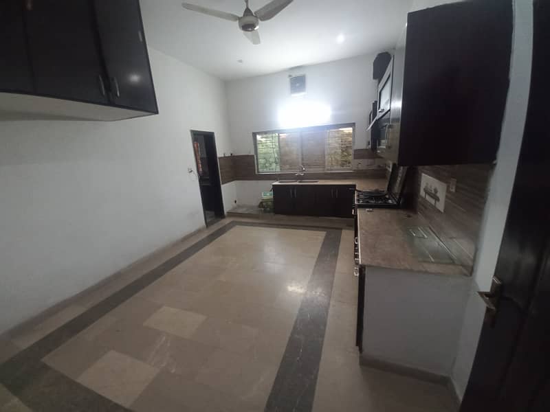 20 Marla Upper Portion For Rent Available In Valencia Housing Society Lahore 9