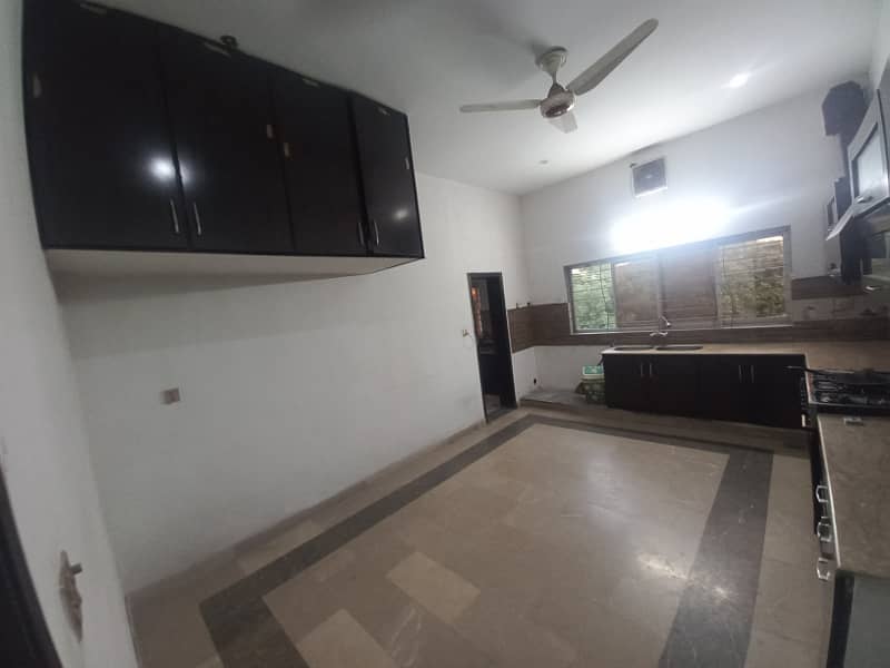 20 Marla Upper Portion For Rent Available In Valencia Housing Society Lahore 10