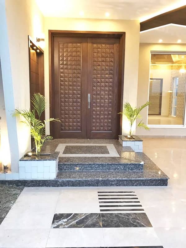 10 marla Stunning Modern Out Design House For Sale DHA Phase 4 Prime Location 6