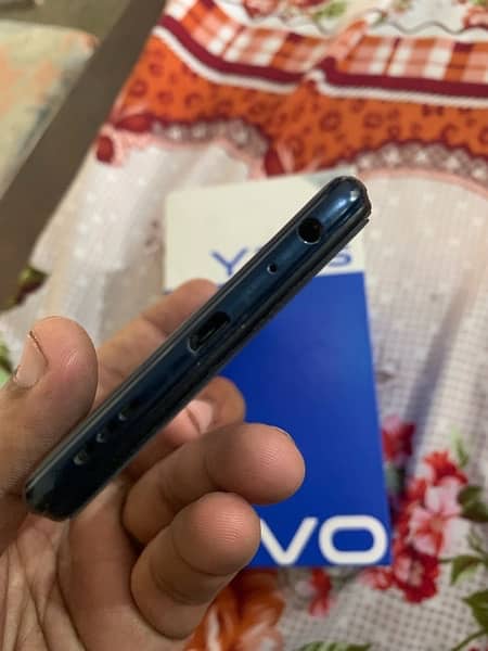 Vivo y12s 3 Ram 32 momey 3