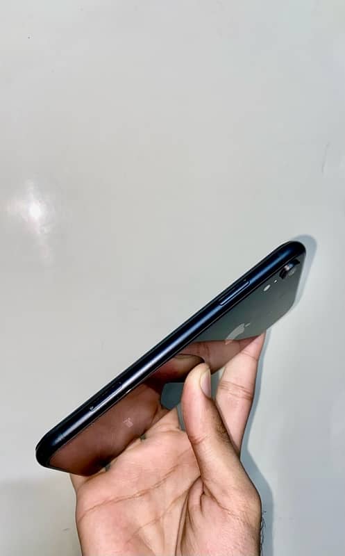 Iphone Xr non active 4