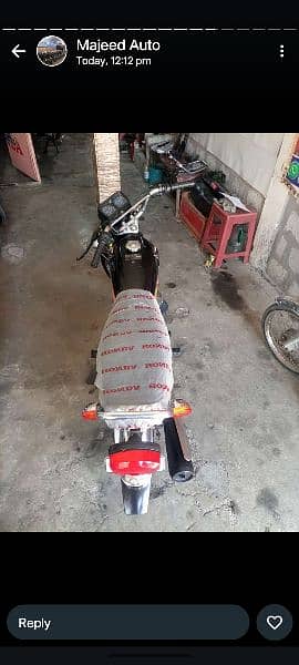 18 model good condition Lahore number bike ma koi km ni aa 3