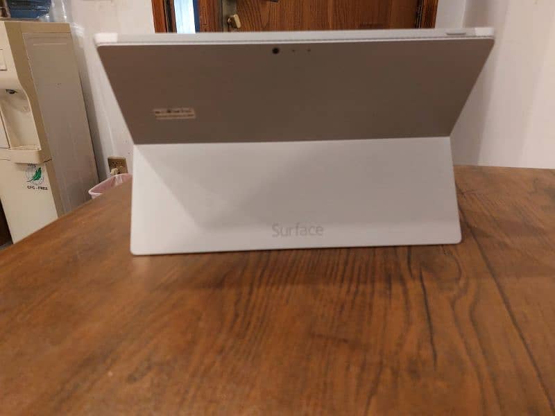 surface tablet with original charger [price negotiable] 1