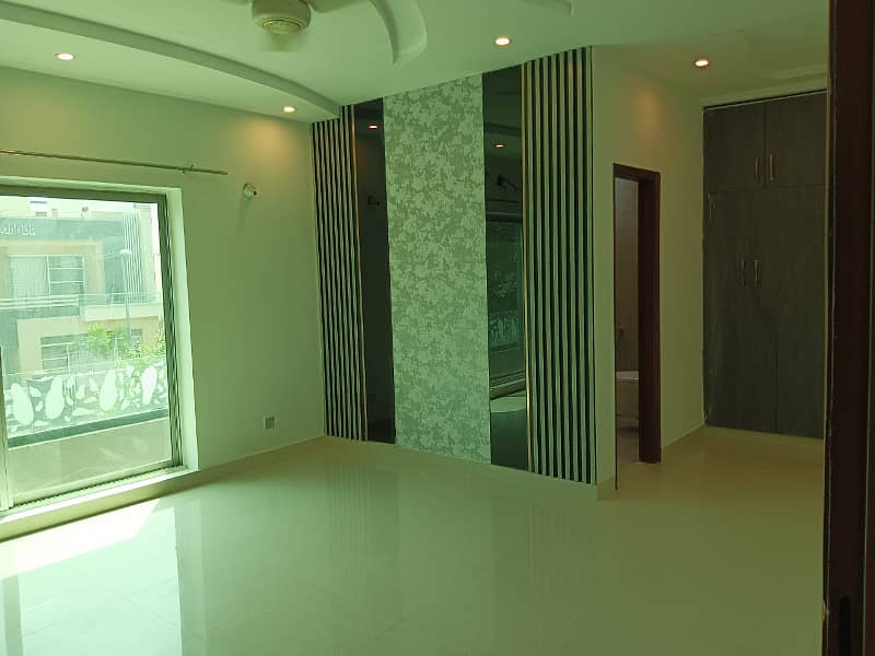 1 Kanal Luxury House Available For Rent In Nishtar Block Sector E Bahria Town Lahore 21