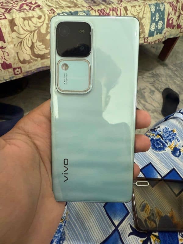 vivo v30 5