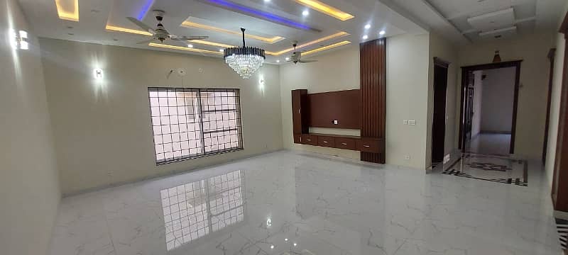 1 Kanal Luxury House Available For Sale In Shaheen Block Sector B Bahria Town Lahore 24