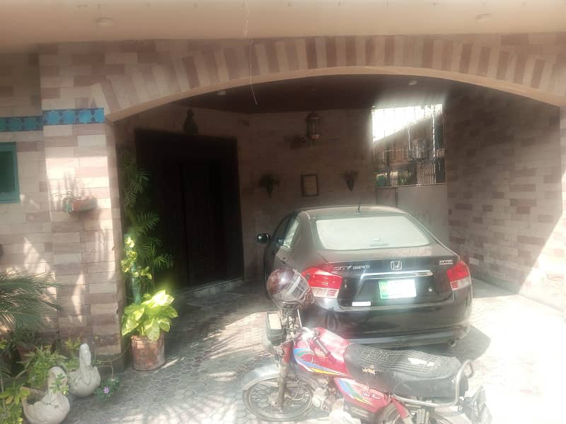 1 Kanal Designer House very Neat Clean HOT Location Very Reasonable Price In Phase 1 DHA DHA Phase 1, DHA Defence, Lahore, Punjab 5