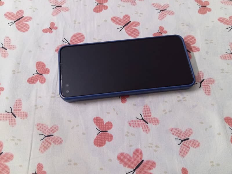 Tecno Camon 16 PRO 4