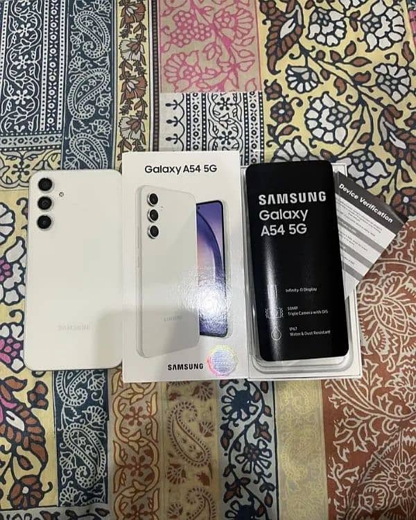 Samsung Galaxy A54 5G Awsome white 8Gb/256GB official pta approved 3