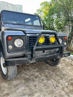 Land Rover Defender 1986