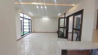 10 Marla Brand New House Available For Sale 0