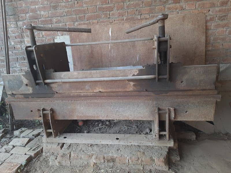 Hand Press 8