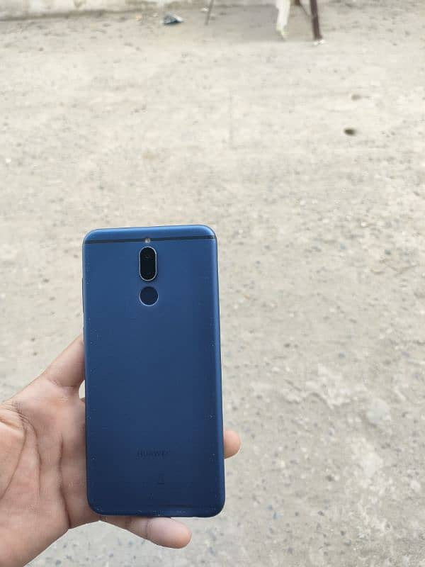 Huawei Mate 10 lite 4/64 1