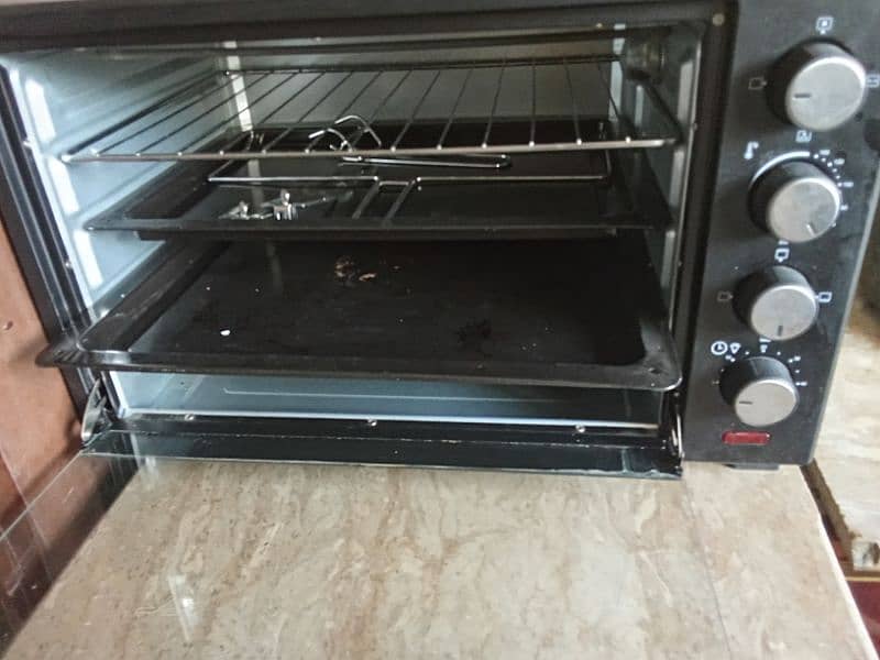 baking,grilled and air frying oven. . . 3 in one 3