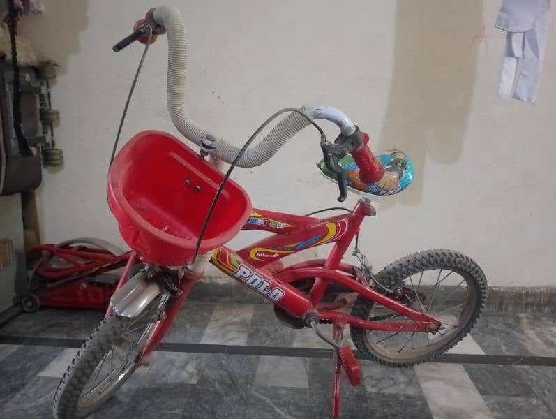 Kids bicycle in mint condition 4