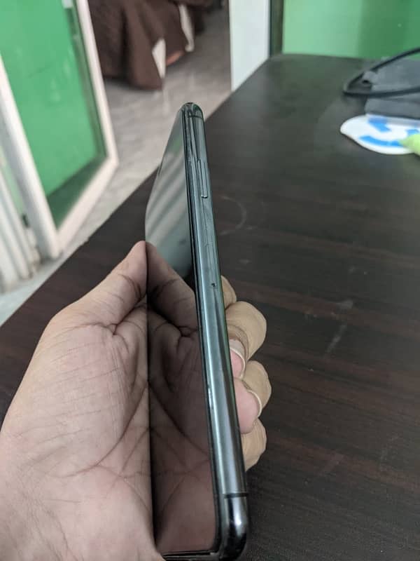 iPhone 11 Pro Max 256GB 5