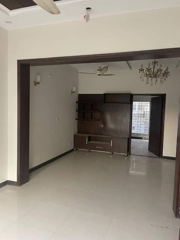 5 Marla HOUSE 4 Rent At DHA Lahore. 2