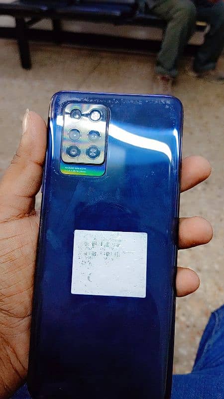 infinix note 10 pro box and charger available 4