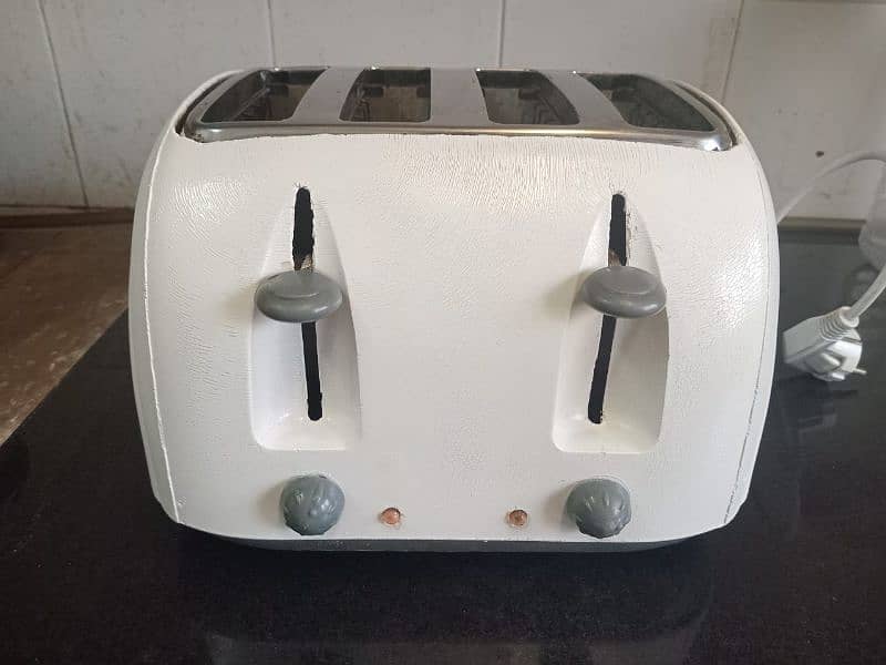 Brand New Black and Decker Toaster 4 Slices Made In England 0