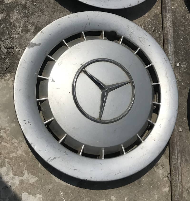 Mercedes Benz Wheelcap  W124 E-Class W126 Hubcap RimCover W140 S-Class 1