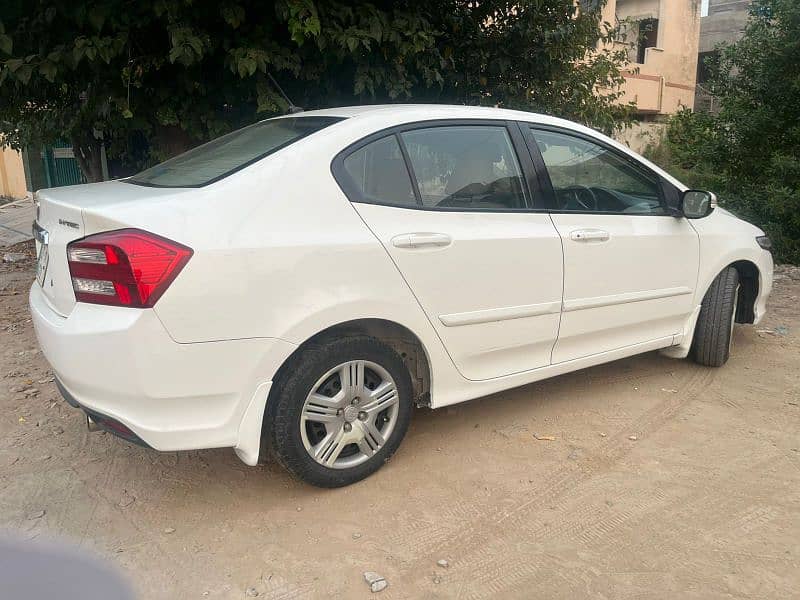 Honda City manual 2017 white emaculate 1.3 manual 5