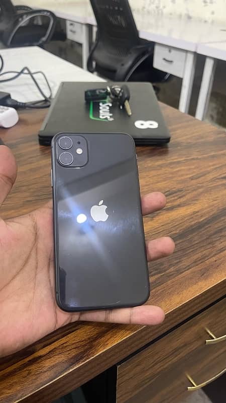 iPhone 11 64gb Non PTA 1