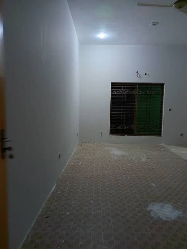 25 marla single story house for rent in johar town k blok judicial colony for office software house and call centre 6