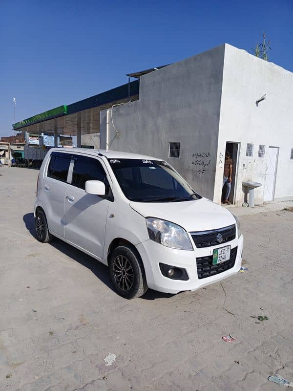 Suzuki Wagon R 2017 1