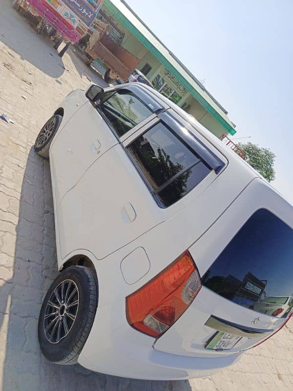 Suzuki Wagon R 2017 9