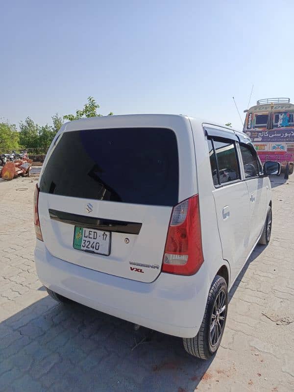 Suzuki Wagon R 2017 10