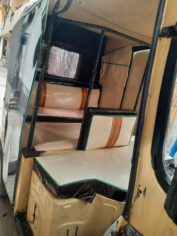 Sazgar rickshaw 2018 model A1 Condition Urgent Sale 03187557520 3