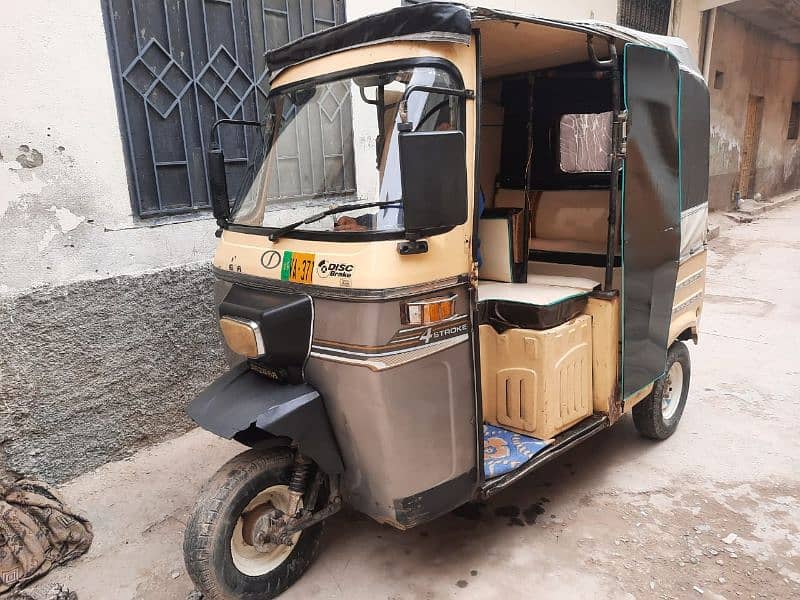 Sazgar rickshaw 2018 model A1 Condition Urgent Sale 03187557520 6