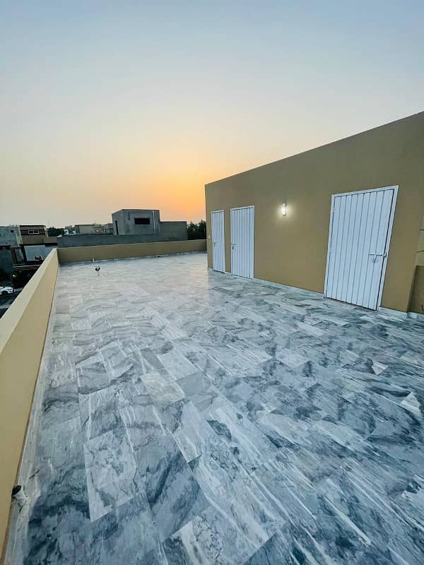 10 Marla Brand New House for Sale In Bahria Town - Iqbal Block Canal Road Lahore 11