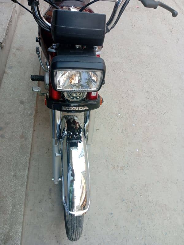 Honda cd70 argnt for sale all okay Hy 45 din pehlay li Hy 700 km 5